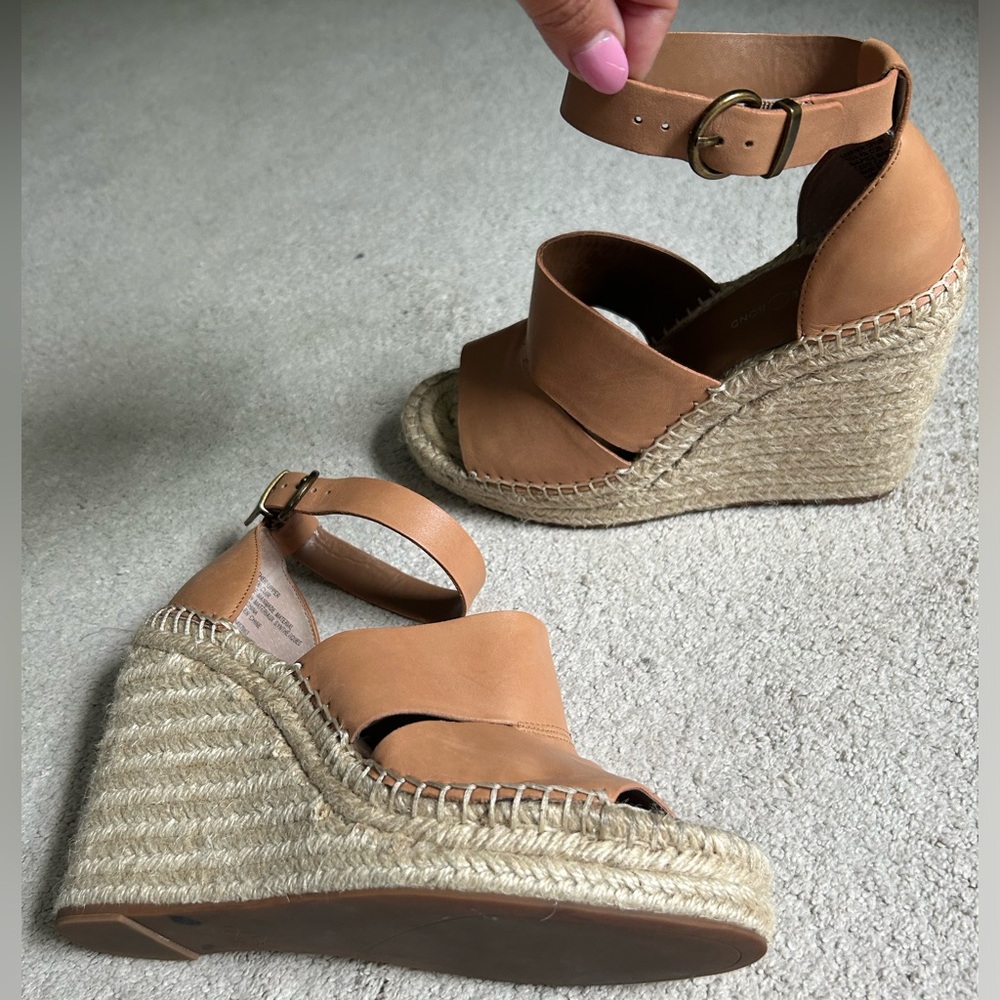 Treasure & Bond Tan leather wedge espadrille size 8